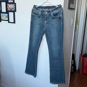 326. 2b Bebe Denim Jeans With Sequence Detail